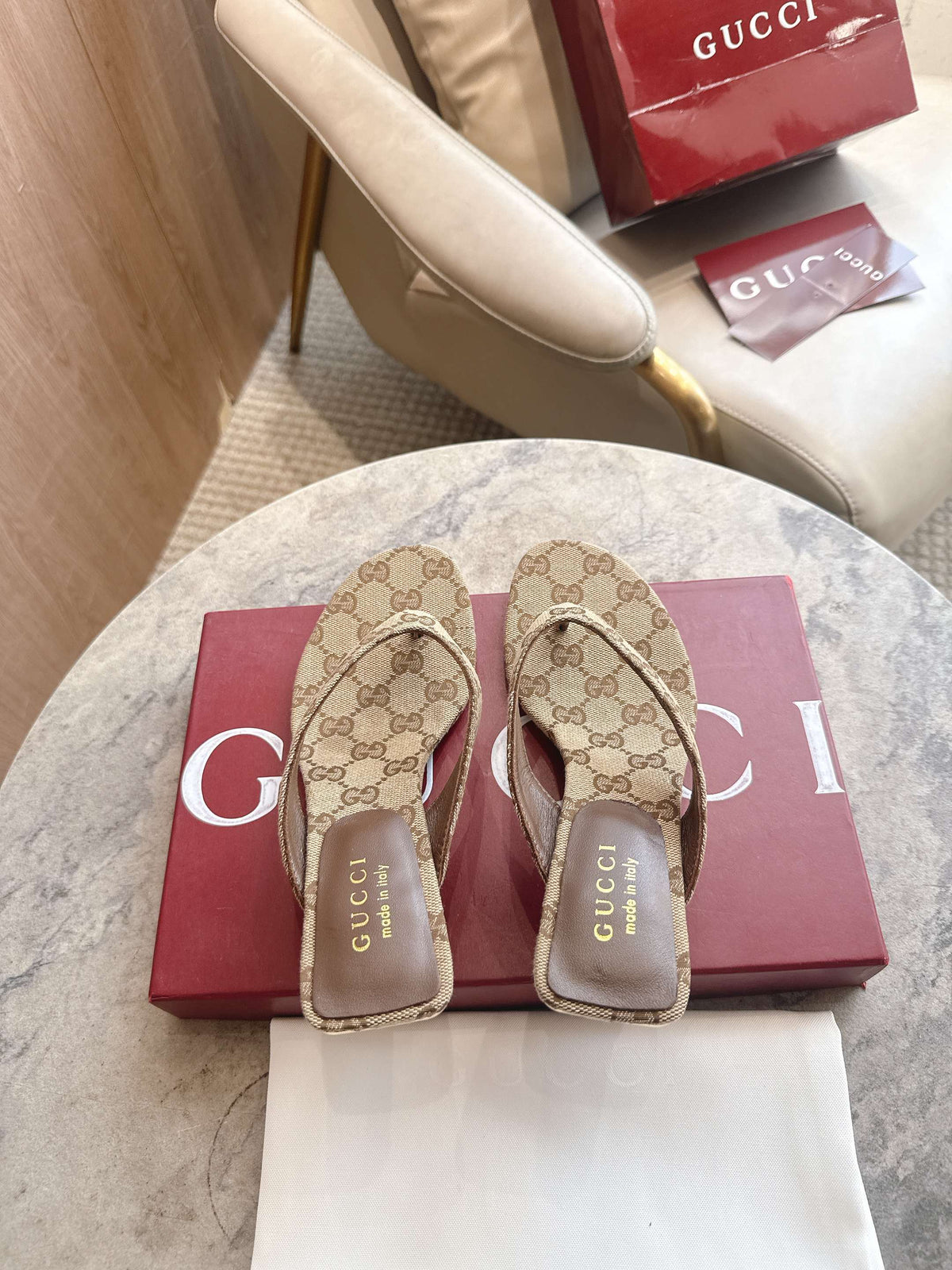 BEIGE MONOGRAM HEELED THONG SANDALS