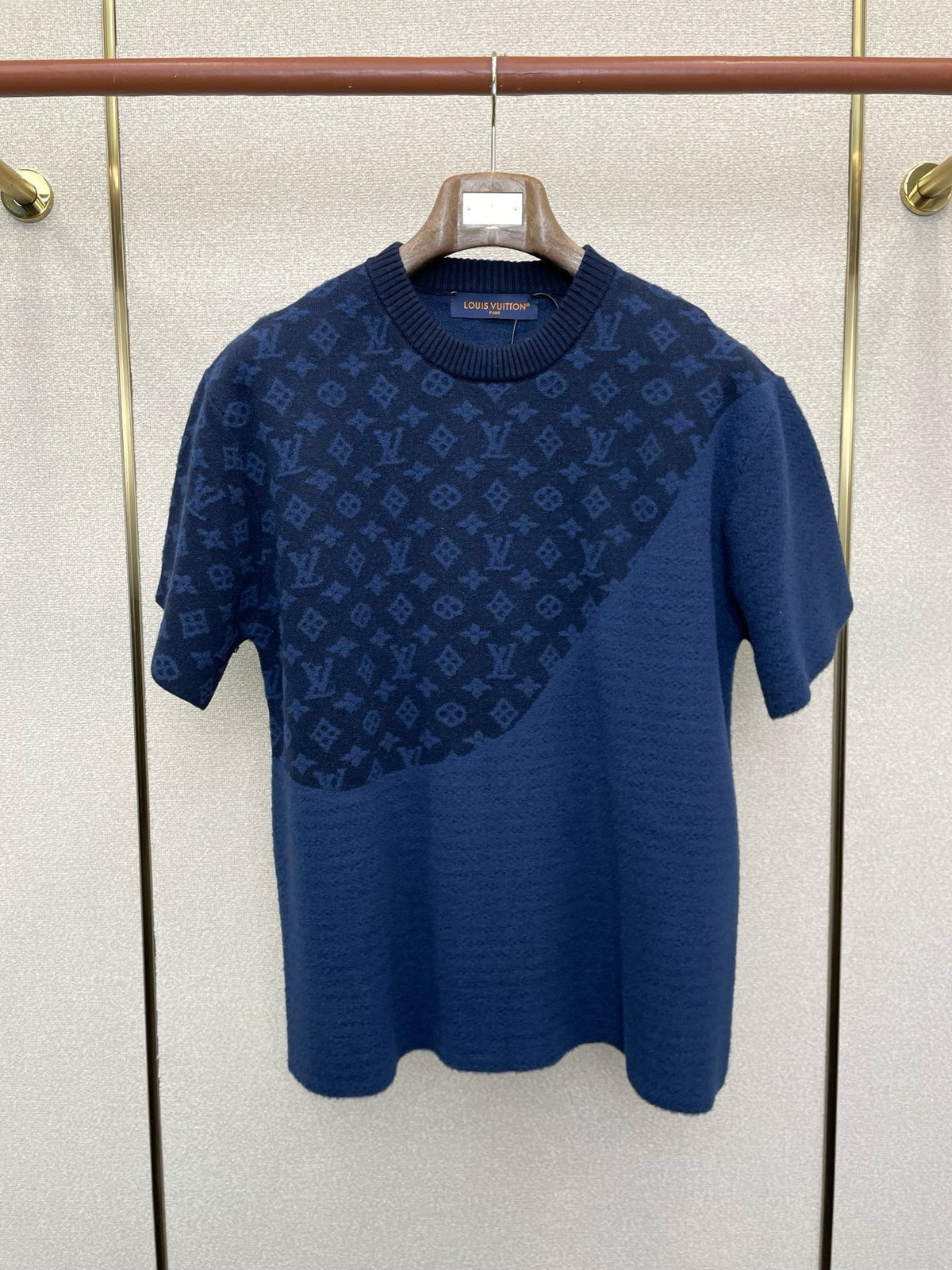 TEXTURED TWO-TONE KNIT T-SHIRT