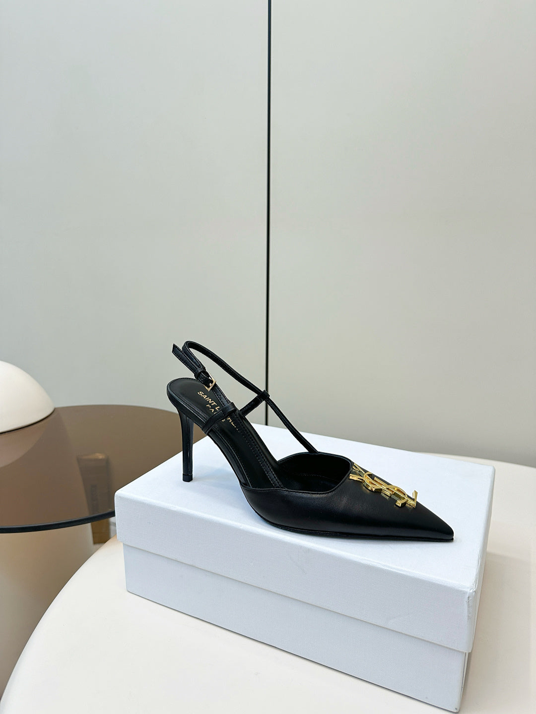 BLACK POINTED TOE SLINGBACK HEELS WITH GOLD DETAIL