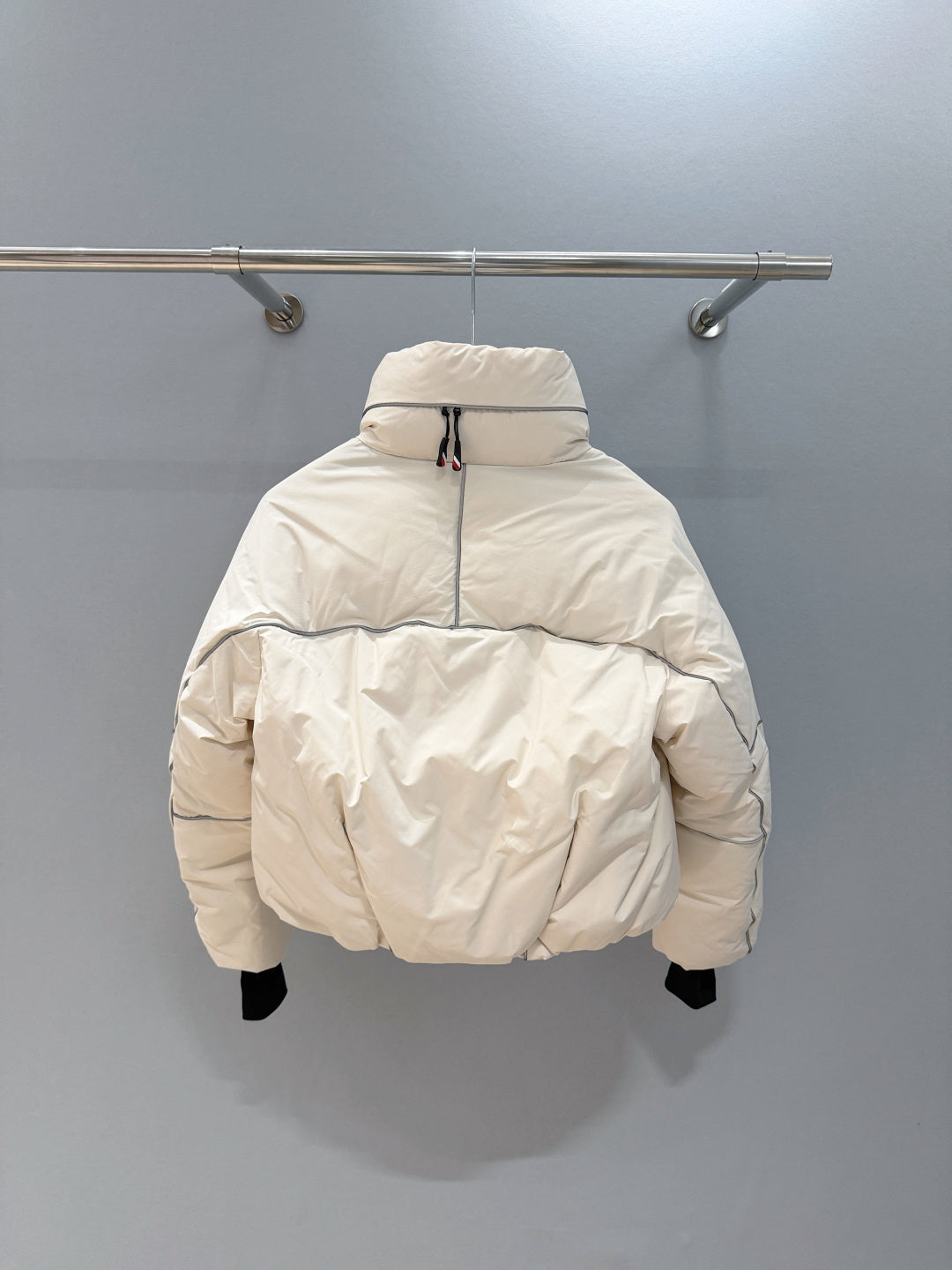 CROPPED PADDED JACKET WITH HIGH COLLAR AND TECH DETAILS