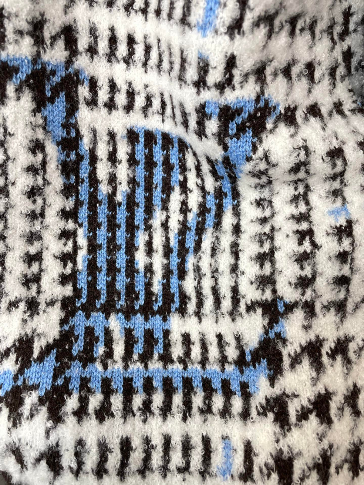 TEXTURED CHECK KNIT BUTTON CARDIGAN