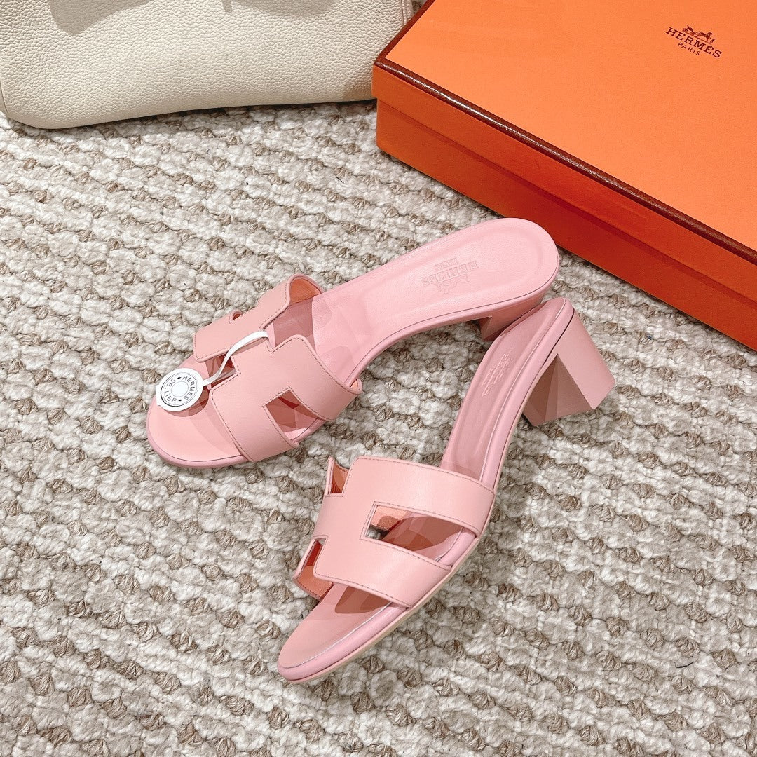 BLUSH PINK BLOCK HEEL SLIDES