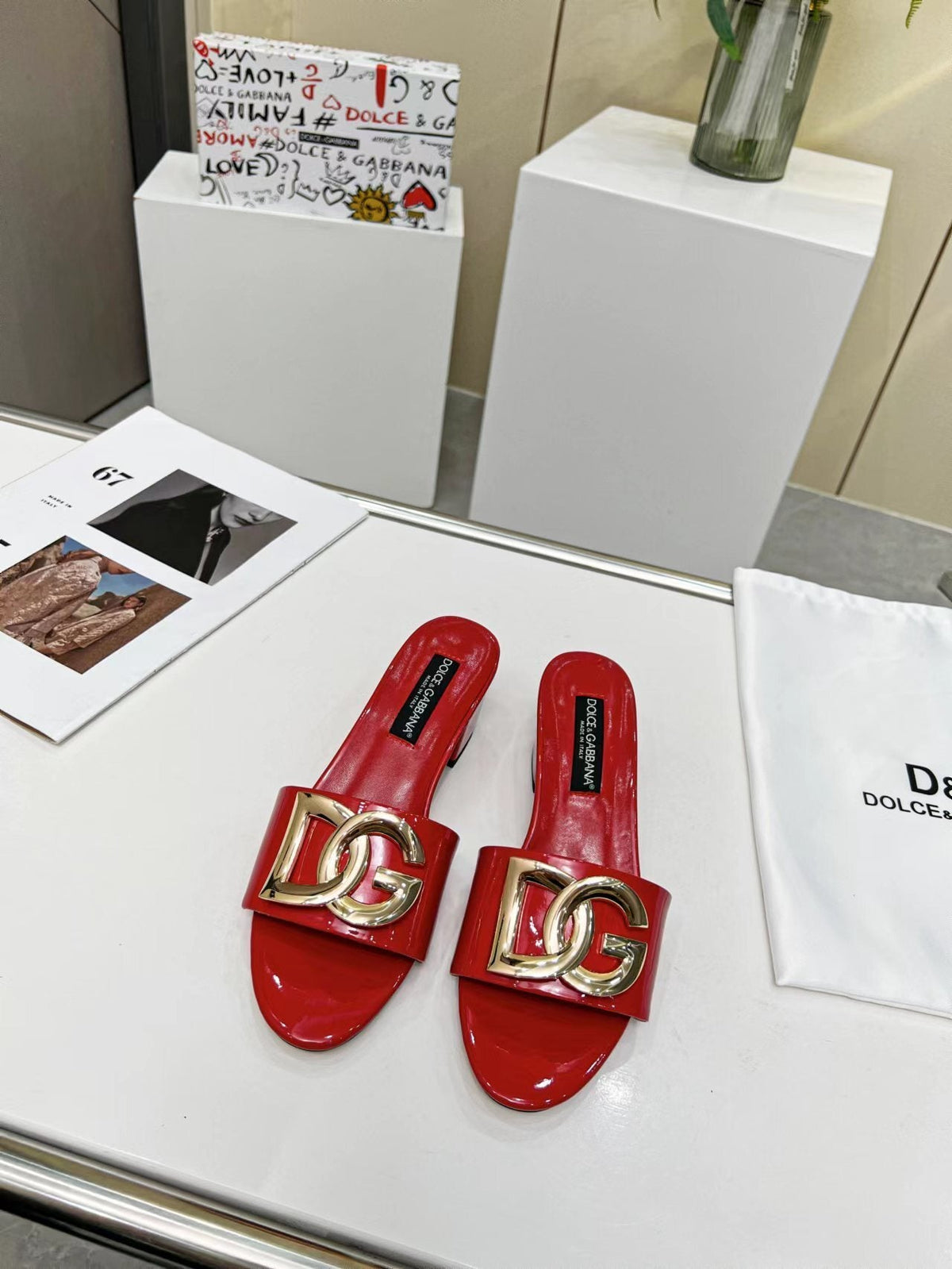 BLOCK HEEL SLIDES – RED GLOSS
