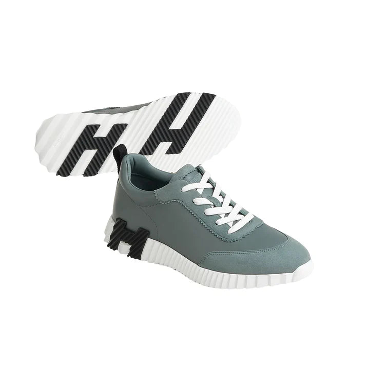 CHUNKY SOLE SNEAKERS