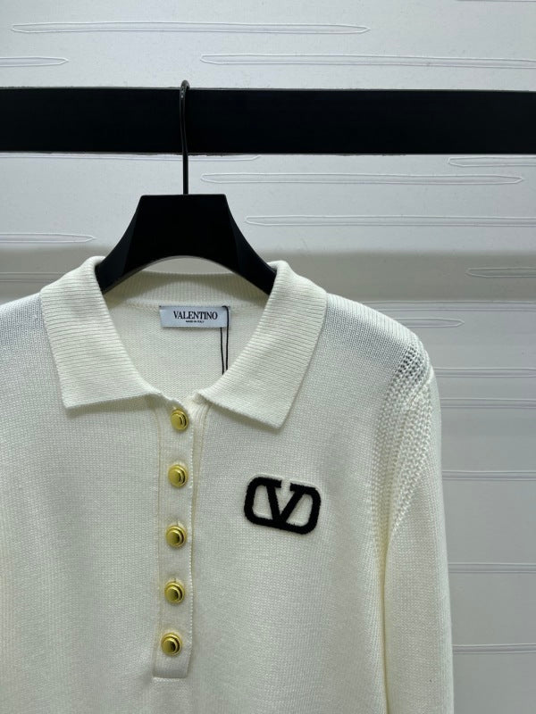 LOGO COLLARED KNIT SWEATER