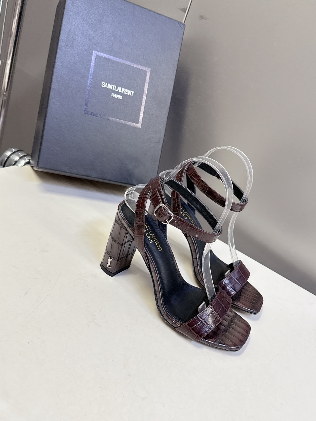BROWN CROCODILE EMBOSSED STRAPPY HIGH HEELS