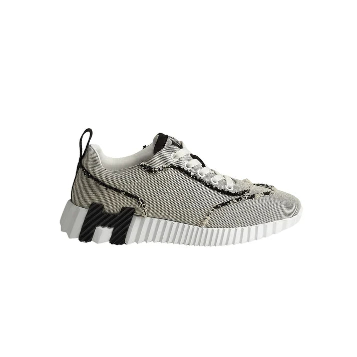 CANVAS PLATFORM SNEAKERS