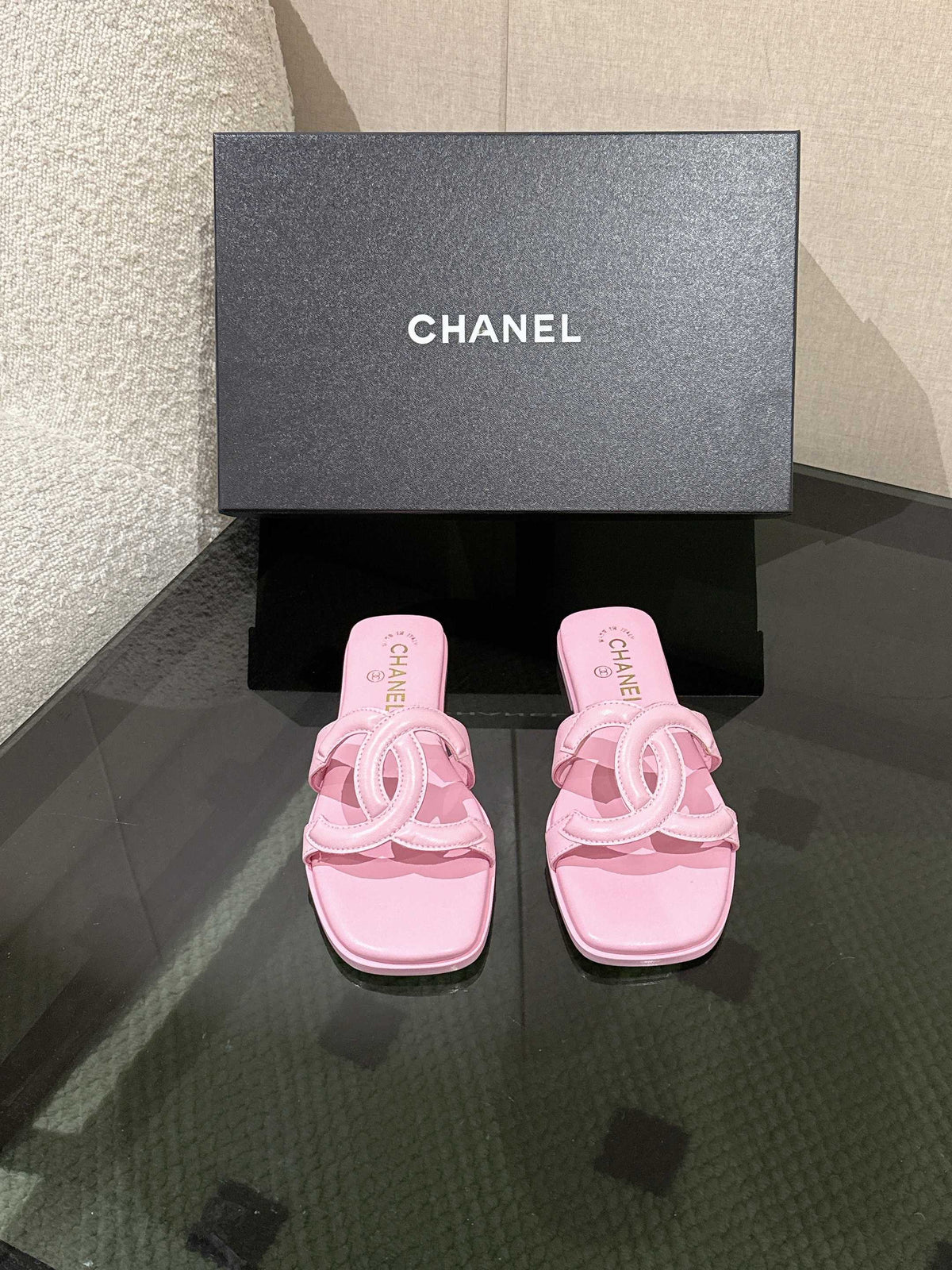PINK MINIMALIST SLIDE SANDALS