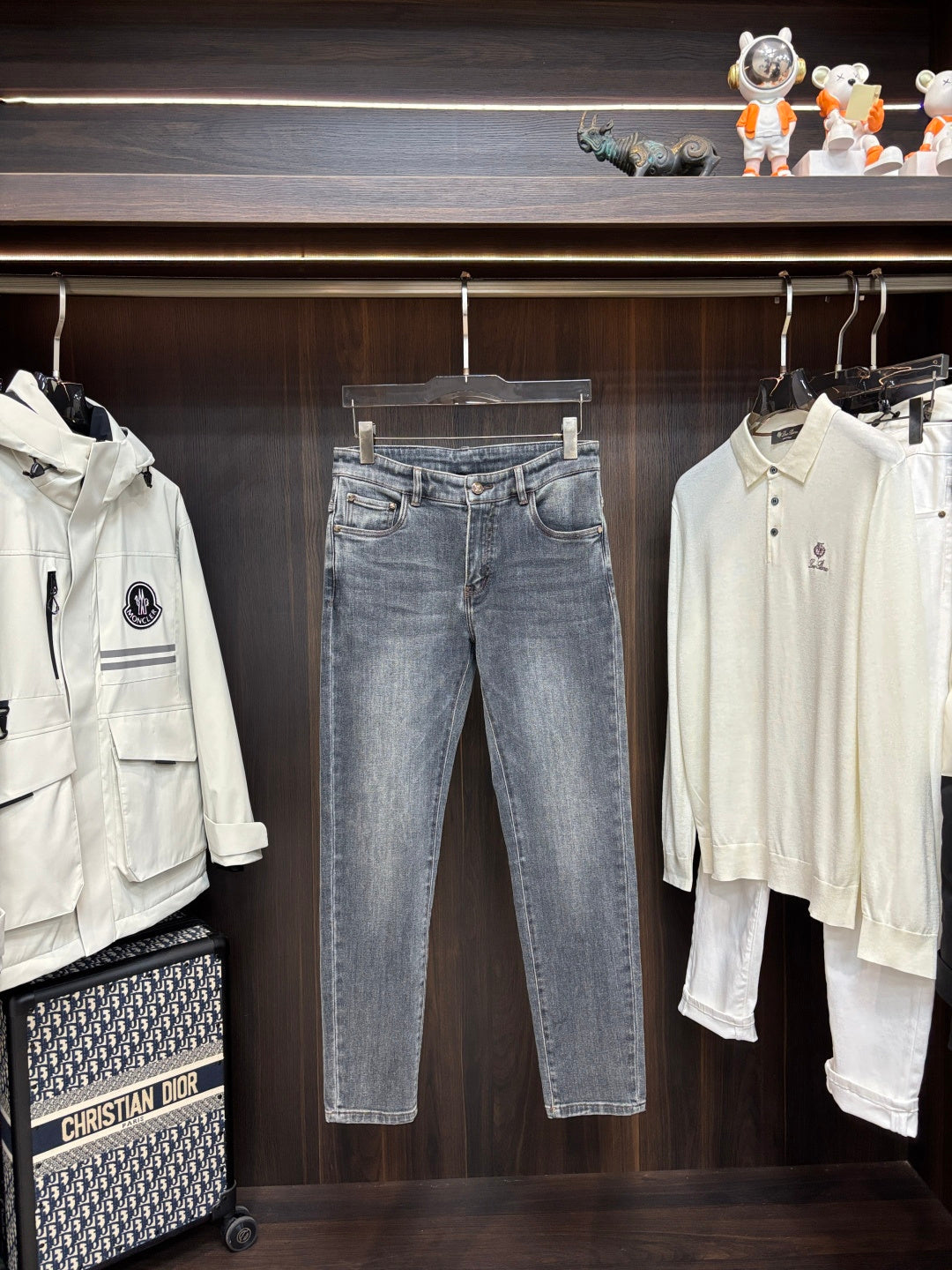 GREY DENIM JEANS WITH EMBROIDERED BACK DETAIL