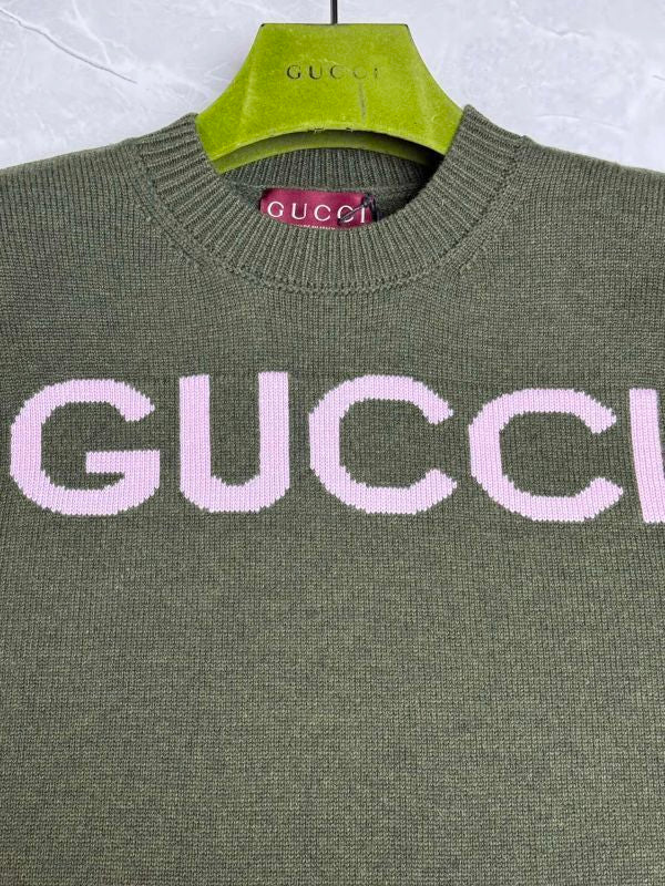 LOGO CREW NECK KNIT SWEATER