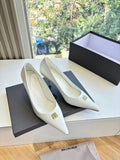 CLASSIC WHITE POINTED-TOE STILETTO HEELS