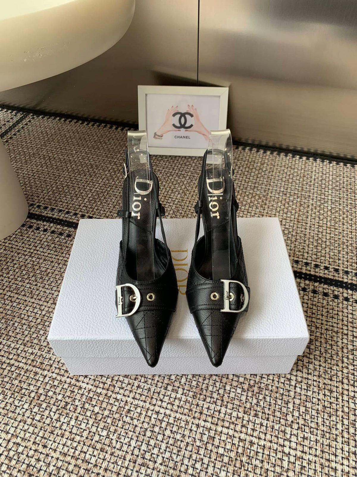 BLACK BUCKLE POINTED SLINGBACK HEELS