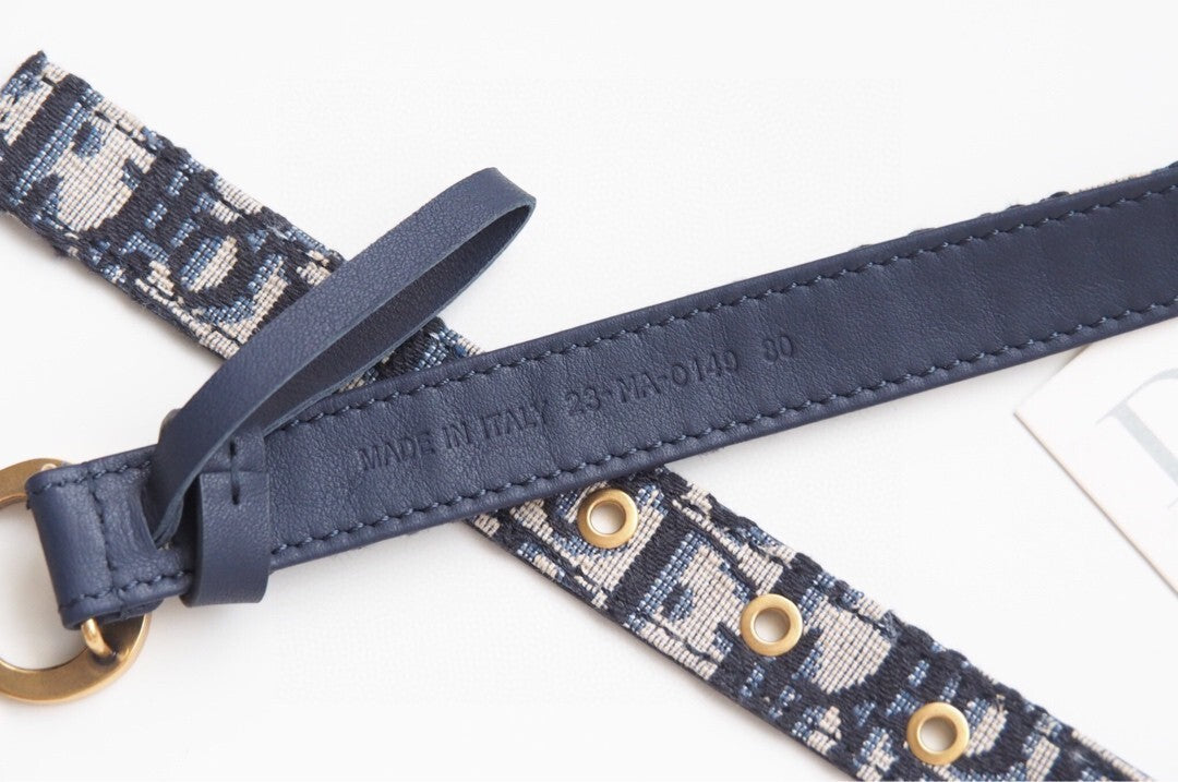 OBLIQUE CANVAS BELT WITH GOLD BUCKLE