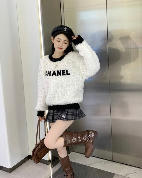 SOFT FUZZY KNIT SWEATER