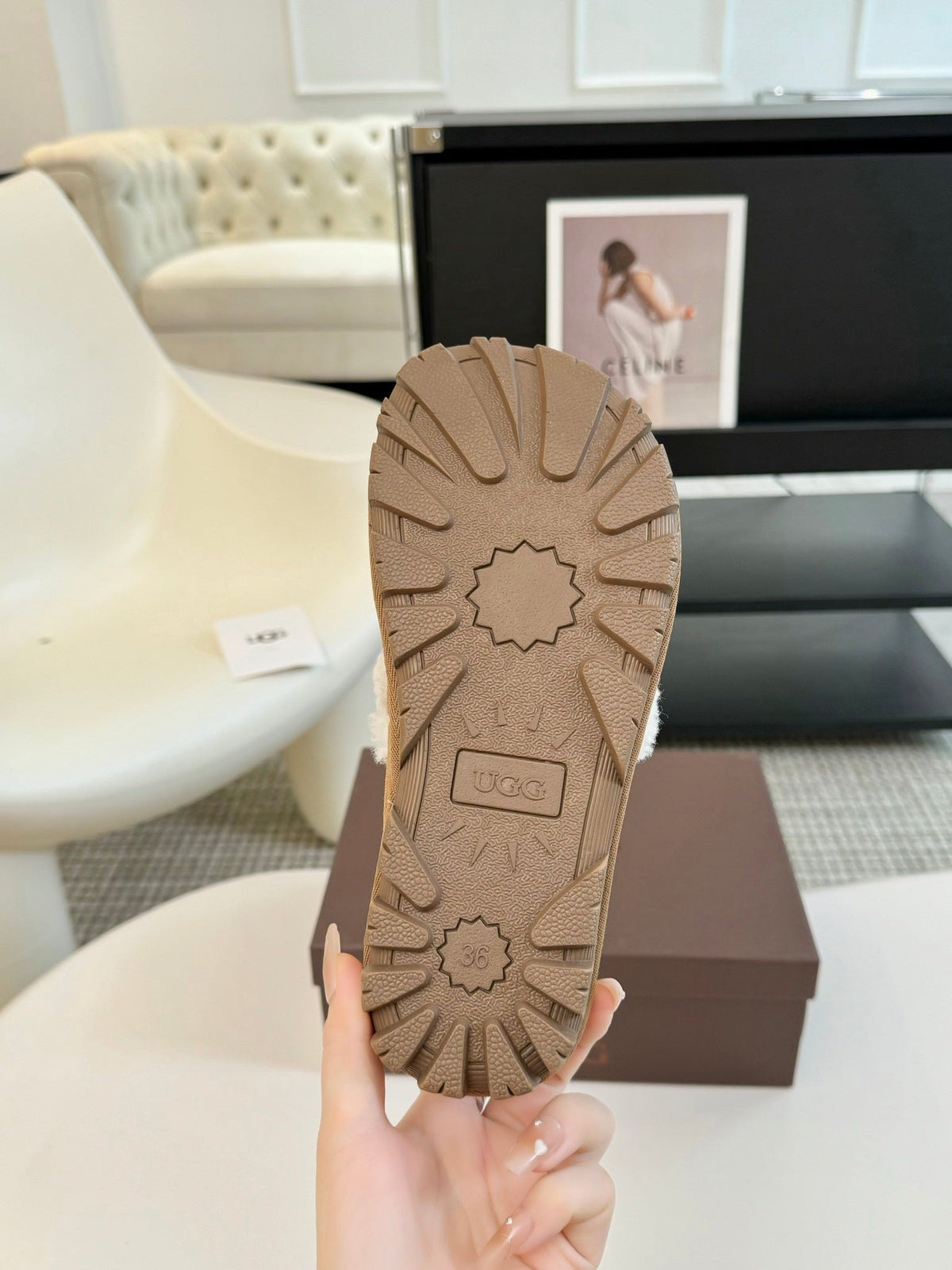 COZY PLATFORM FLEECE STRAP SLIPPERS