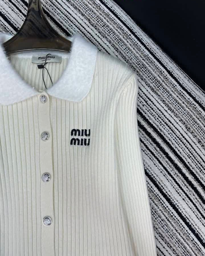 RIBBED KNIT CONTRAST CARDIGAN