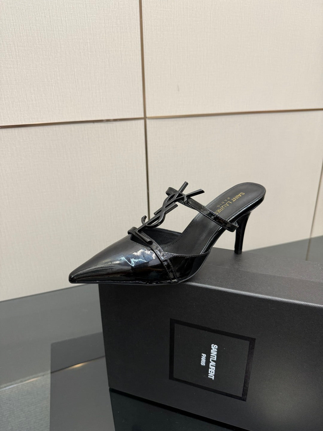 BLACK PATENT POINTED TOE MULE HEELS