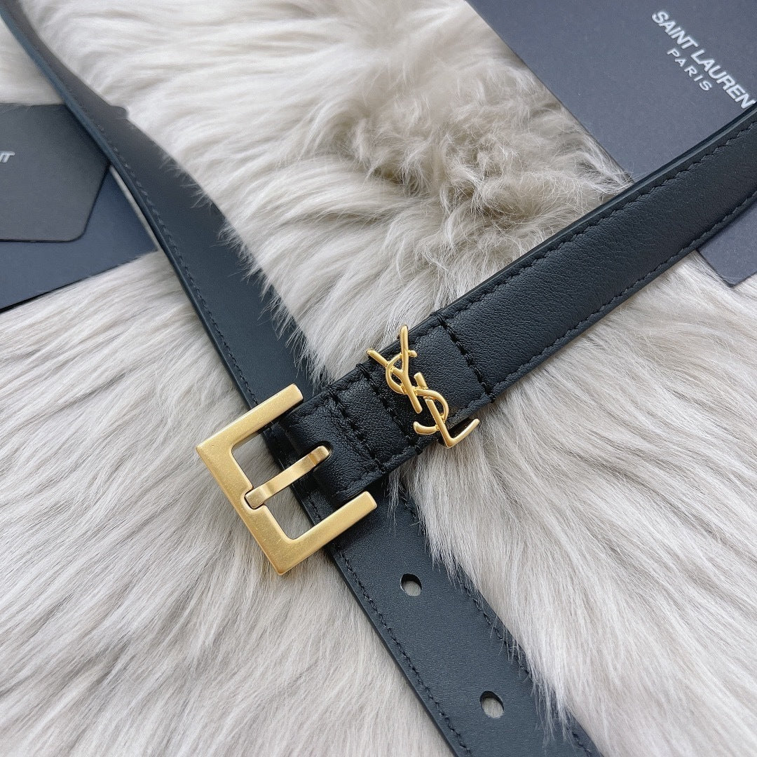 BLACK LEATHER BELT WITH GOLD-TONE LOGO BUCKLE