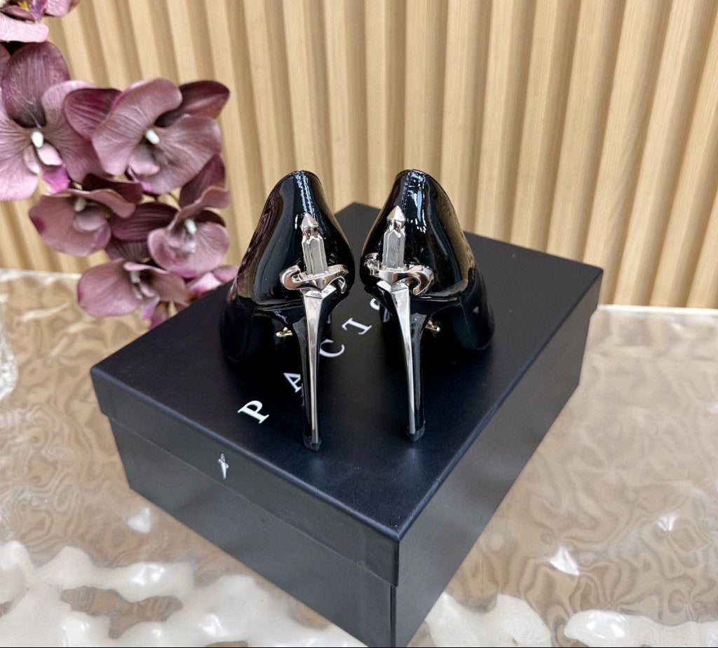 PATENT LEATHER POINTED-TOE STILETTO PUMPS – CLASSIC BLACK EDITION