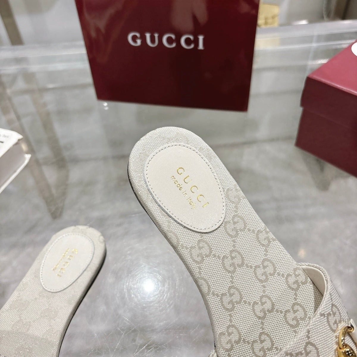 WHITE PATTERNED METAL DETAIL SLIDE SANDALS