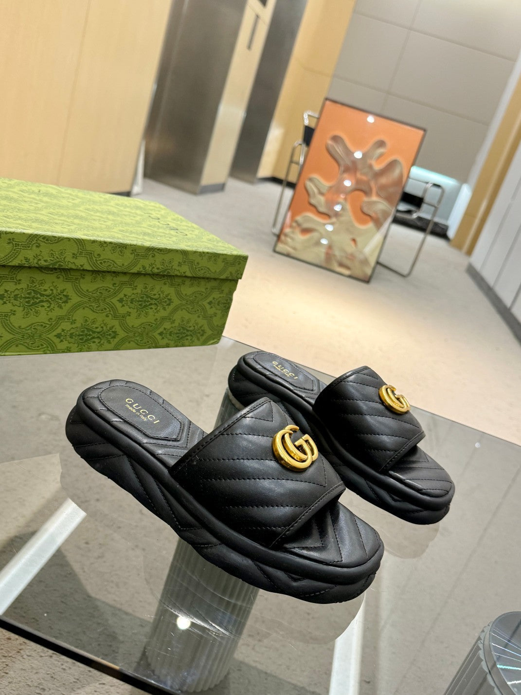 BLACK QUILTED LOGO SLIDE SANDALS