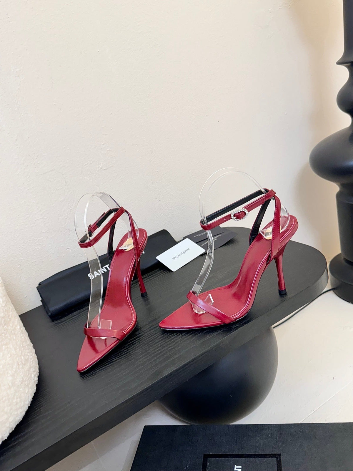 MINIMAL STRAP HIGH HEEL SANDALS