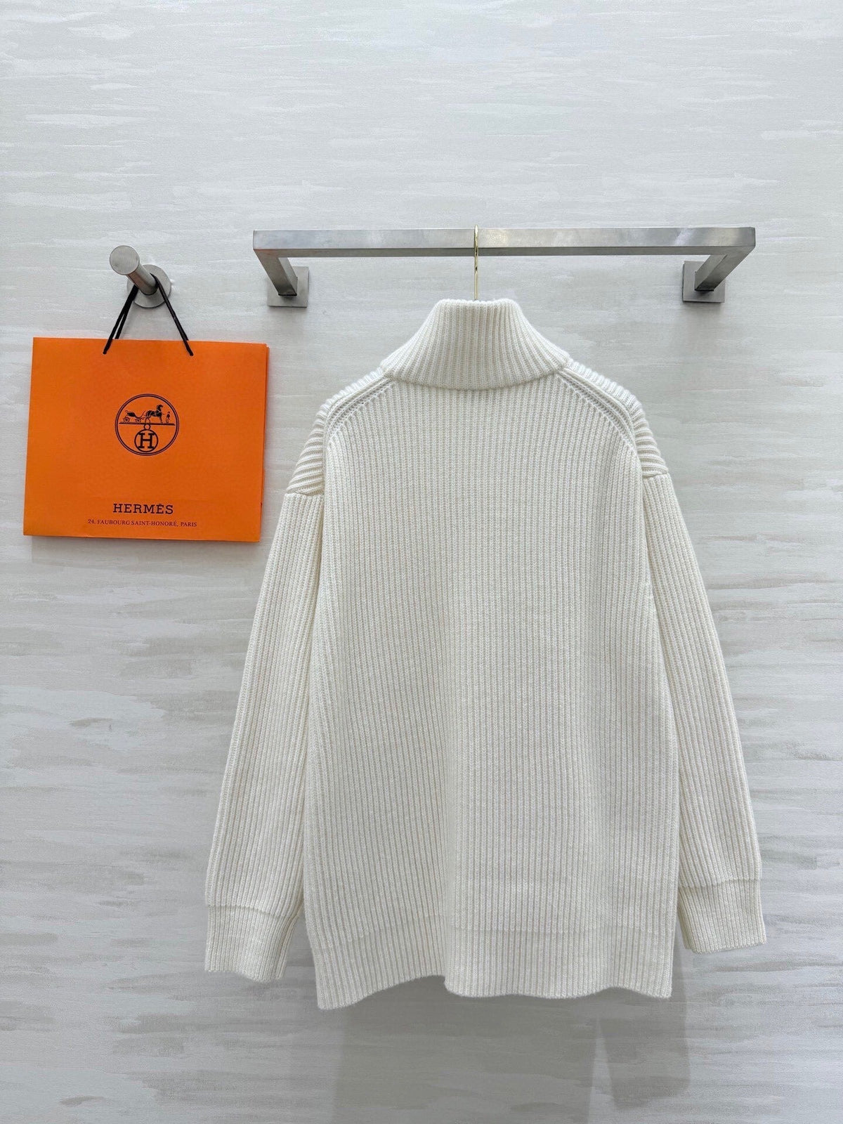 IVORY RIBBED KNIT ZIP CARDIGAN WITH FRONT FLAP POCKETS