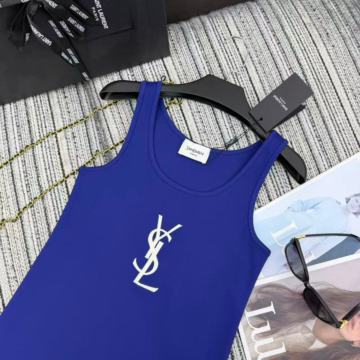 LOGO TANK TOP