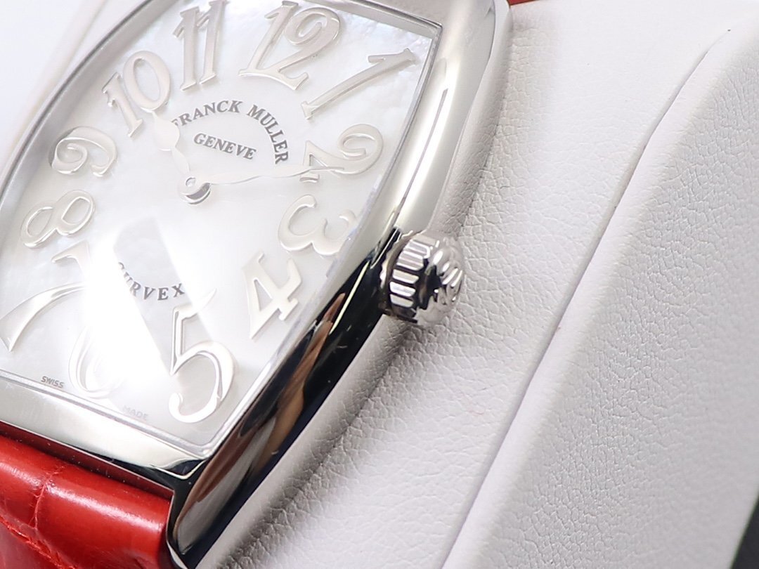 CURVED DIAL LEATHER STRAP WATCH