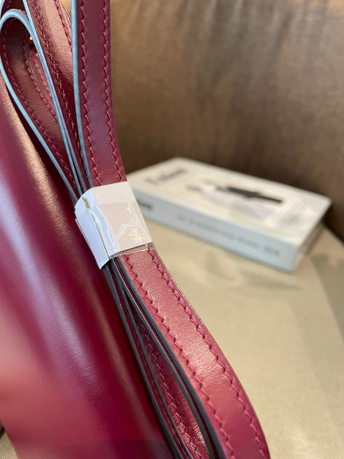 BURGUNDY SMOOTH FINISH CROSSBODY BAG