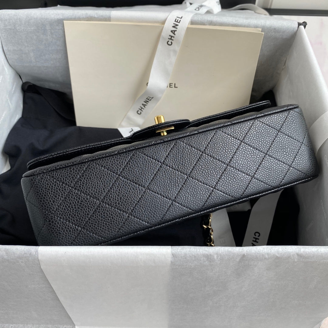 BLACK QUILTED FLAP