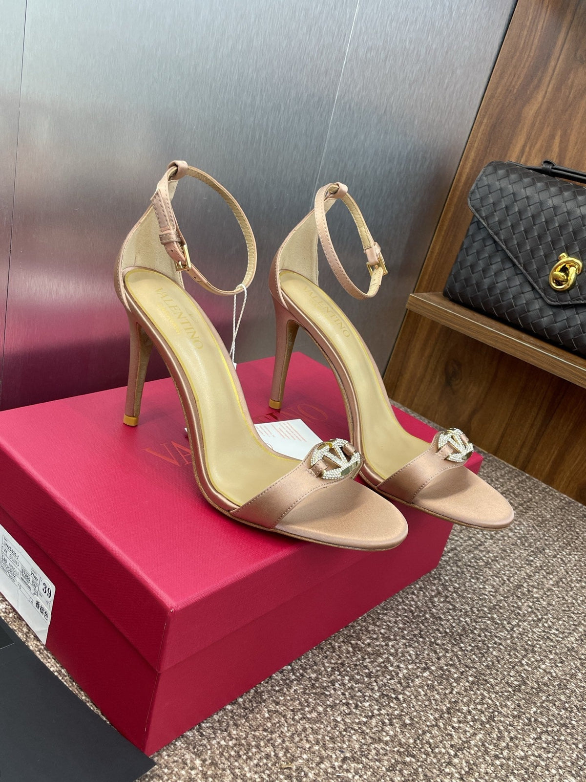 EMBELLISHED ANKLE-STRAP HIGH HEEL SANDALS – NUDE