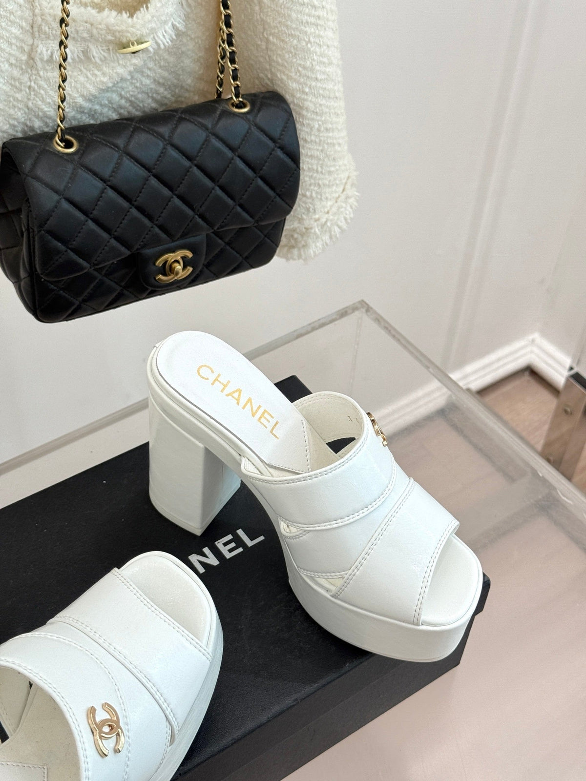 WHITE PLATFORM HEEL MULES