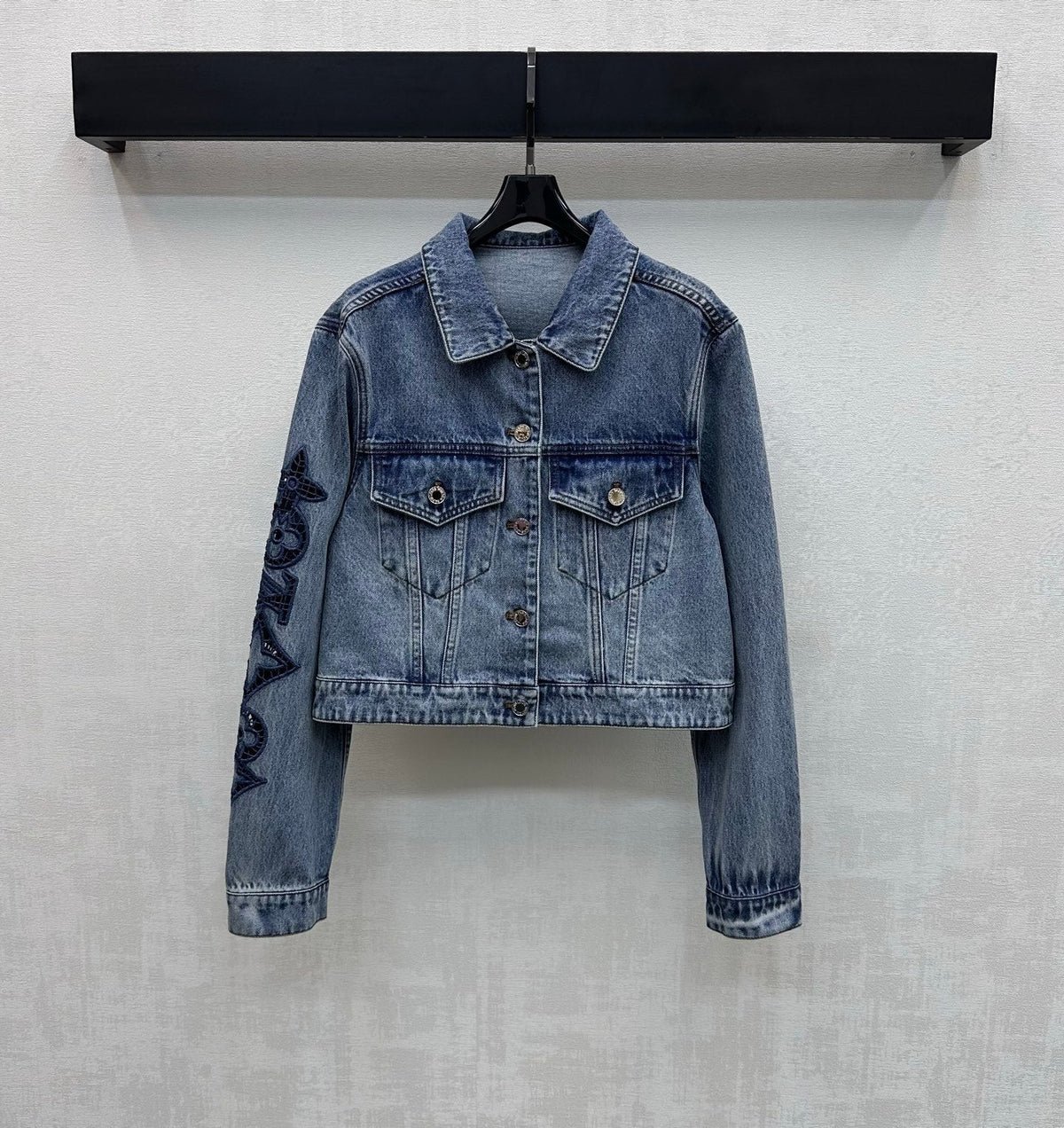 DENIM SET WITH EMBROIDERED DETAILS – JACKET & MINI SKIRT