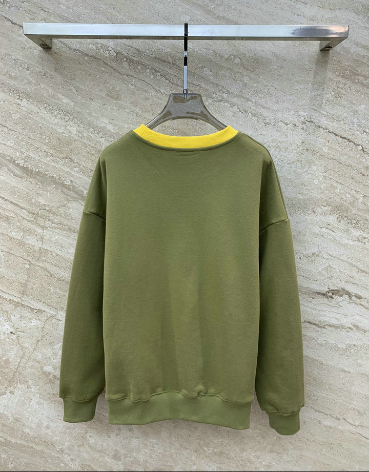 OVERSIZED GRAPHIC SWEATSHIRT