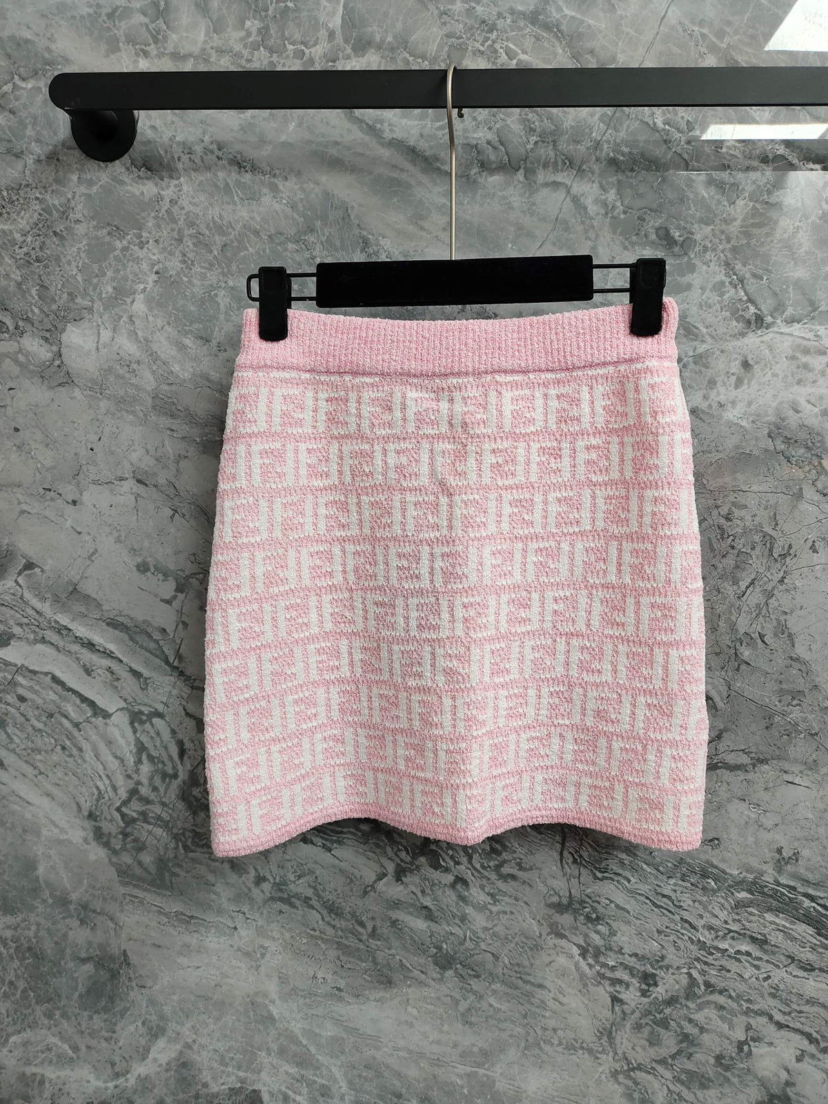 SOFT PINK TEXTURED KNIT SET – TOP & MINI SKIRT