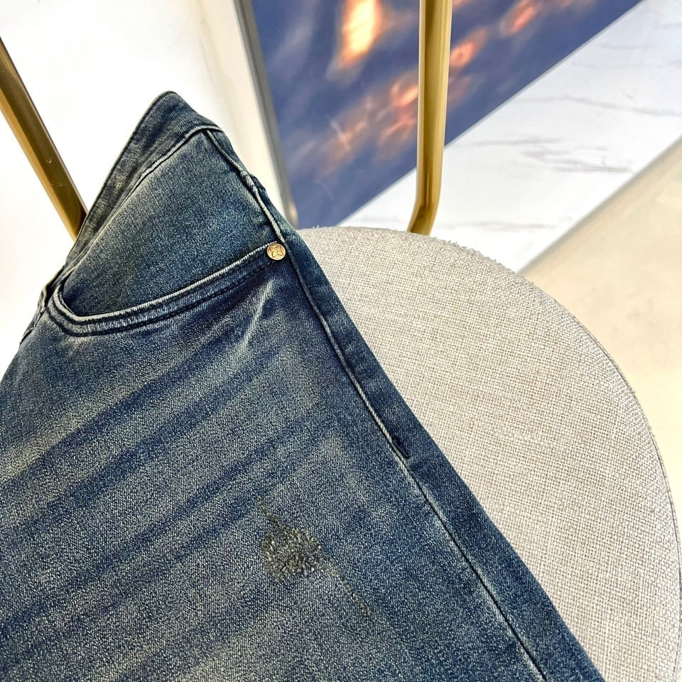 SLIM FIT WASHED DENIM JEANS