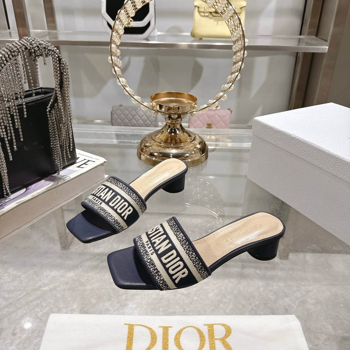 LOGO JACQUARD LOW HEEL SLIDE MULES