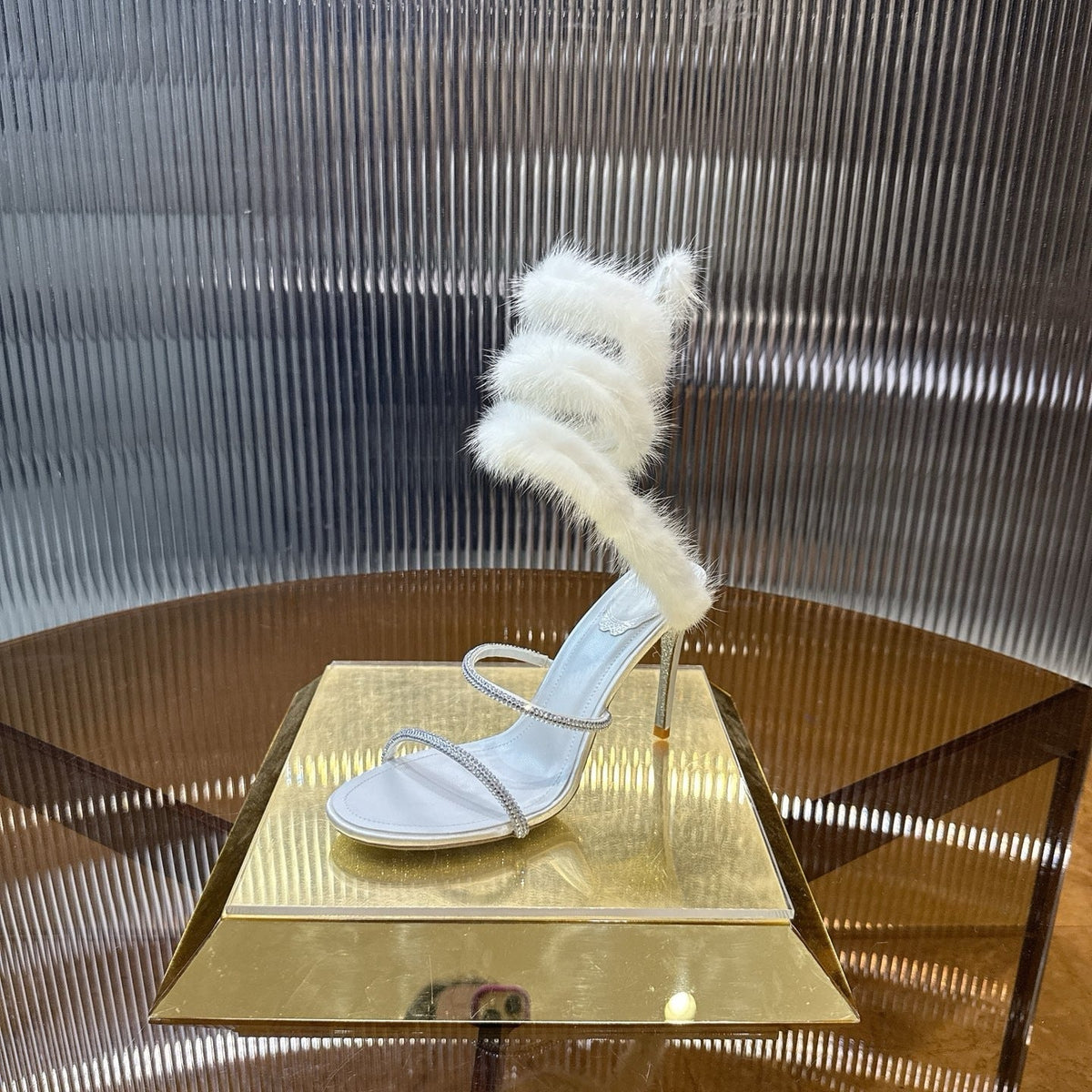 IVORY FUR SPIRAL HEELS
