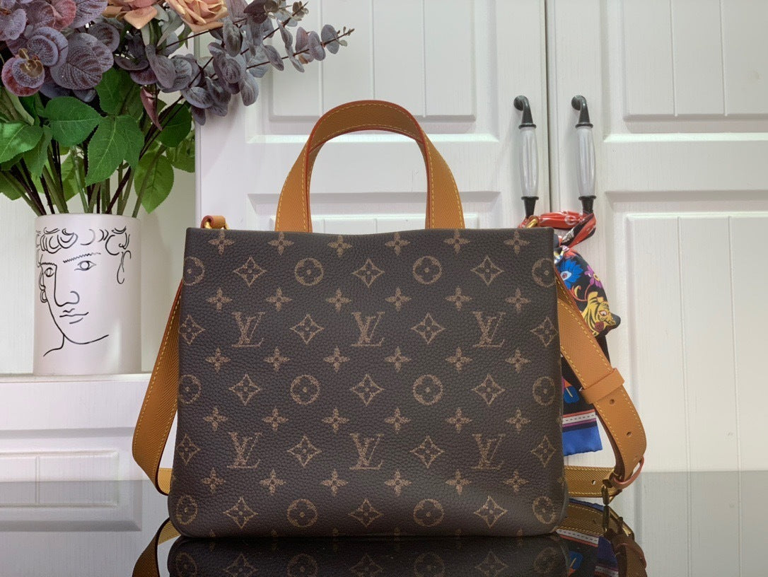 ICONIC PRINT TOTE