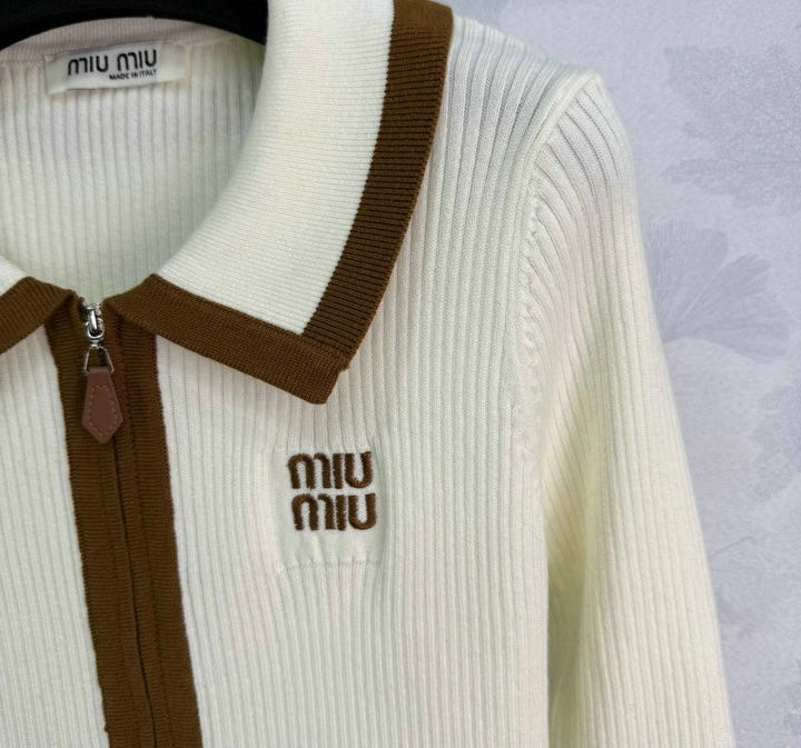 RIBBED ZIP-UP COLLAR SWEATER