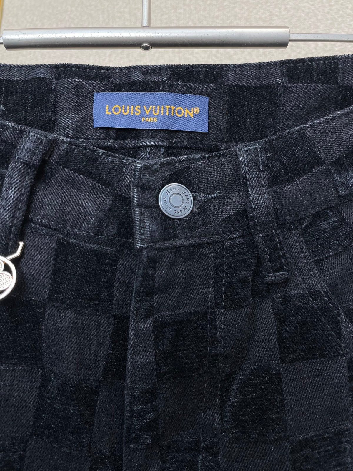 BLACK CHECKERED STRAIGHT-LEG PANTS