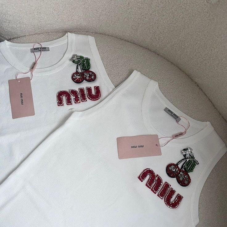 EMBELLISHED CHERRY LOGO KNIT TANK