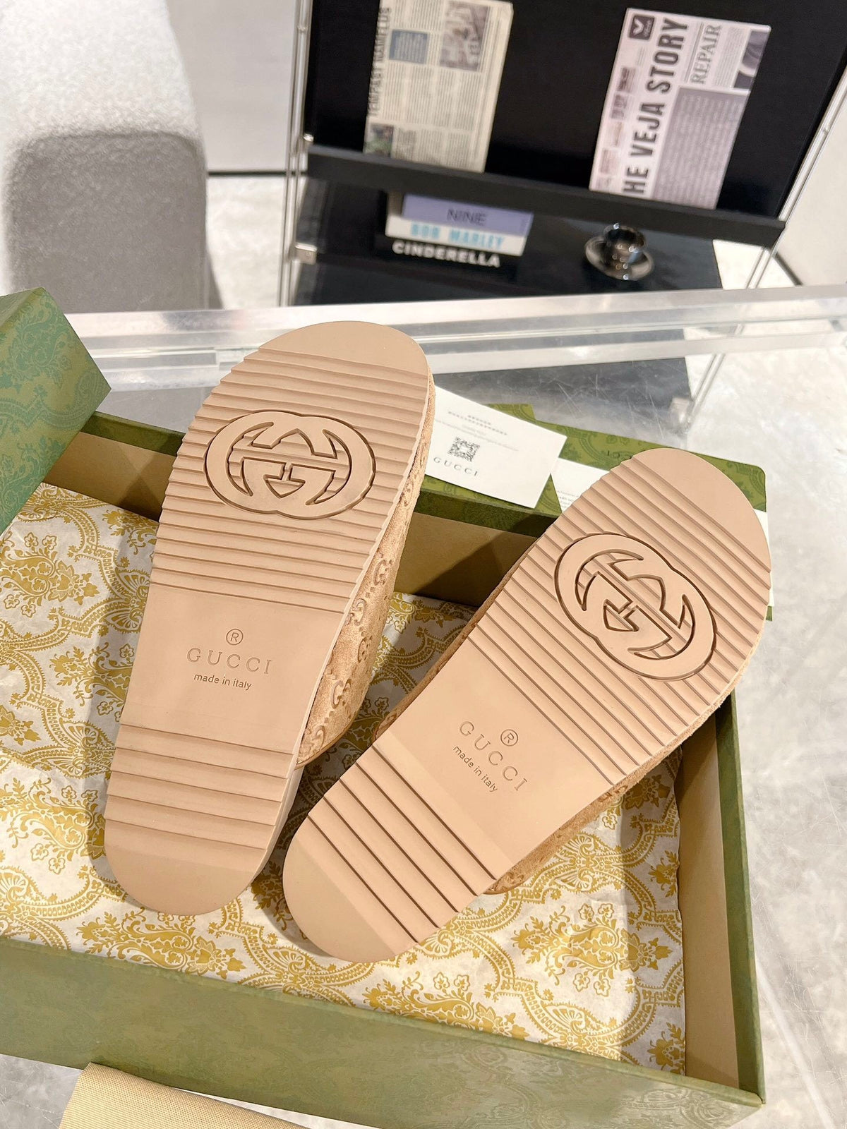 BEIGE EMBOSSED MULE SLIDES