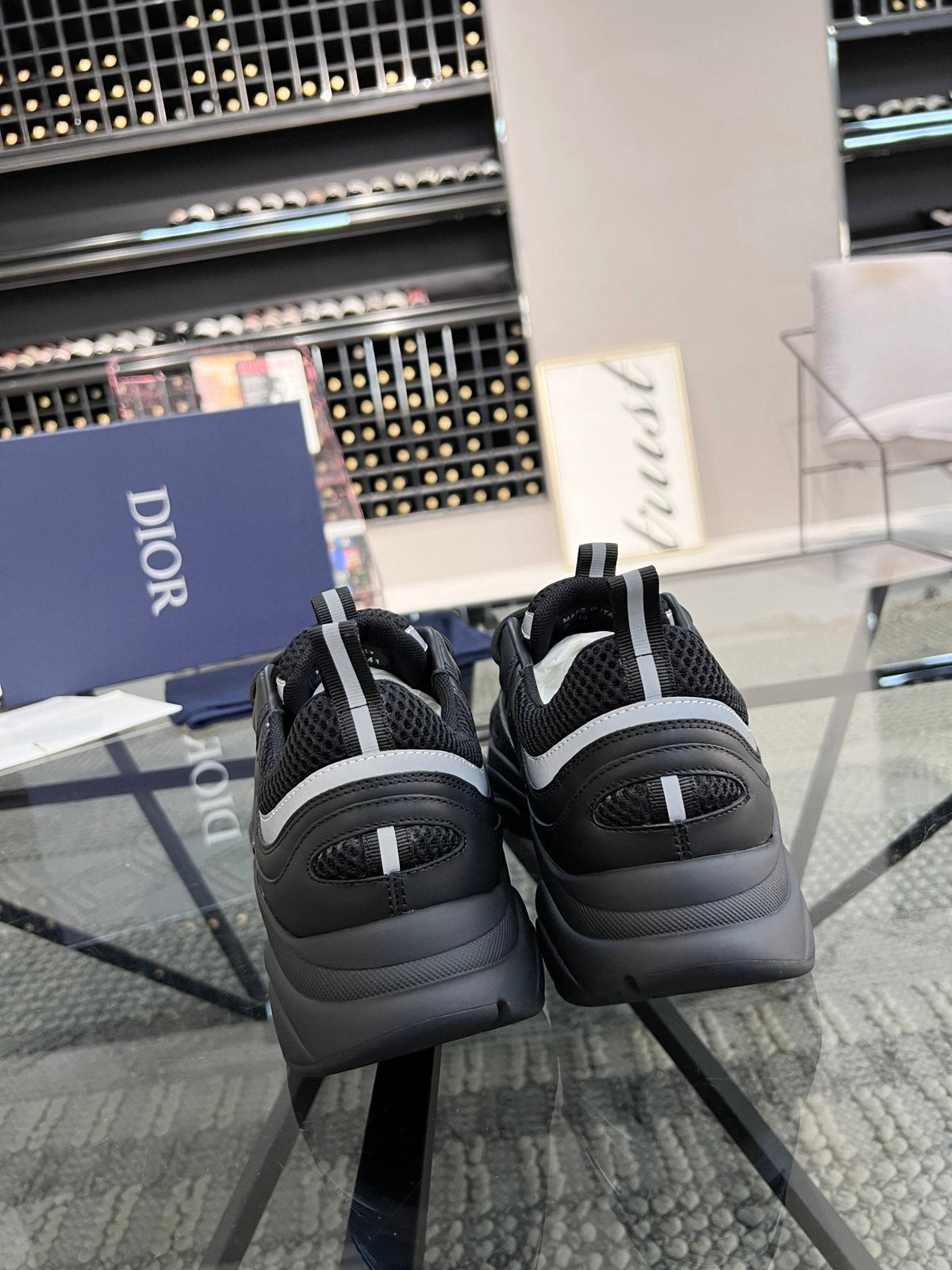 SPORT MESH RUNNER SNEAKERS