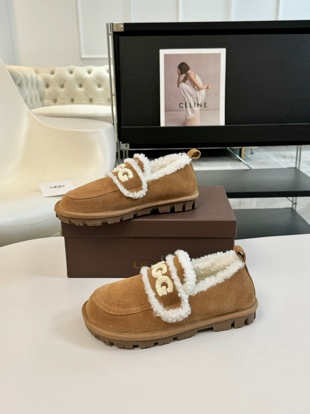 COZY PLATFORM FLEECE STRAP SLIPPERS