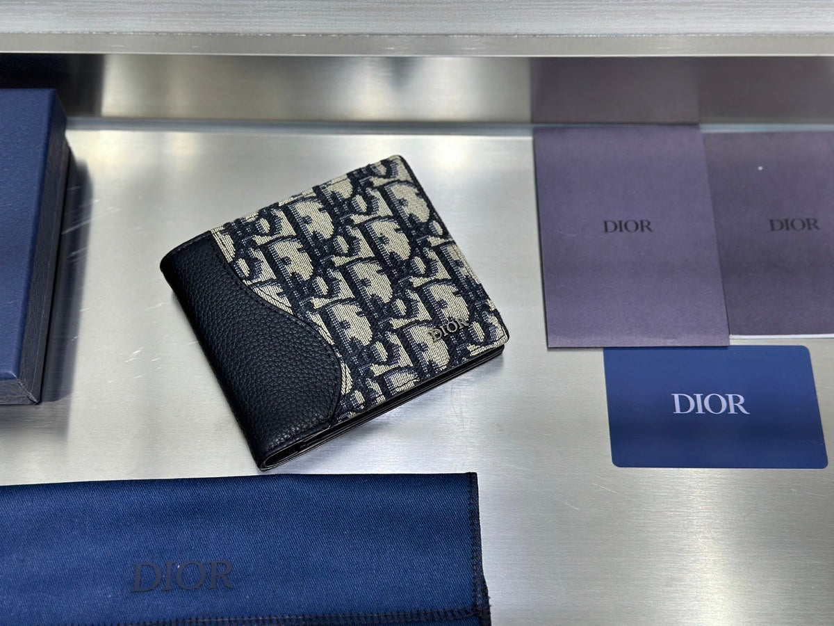LUXURY TEXTURED CANVAS WALLET WITH LEATHER DETAILS