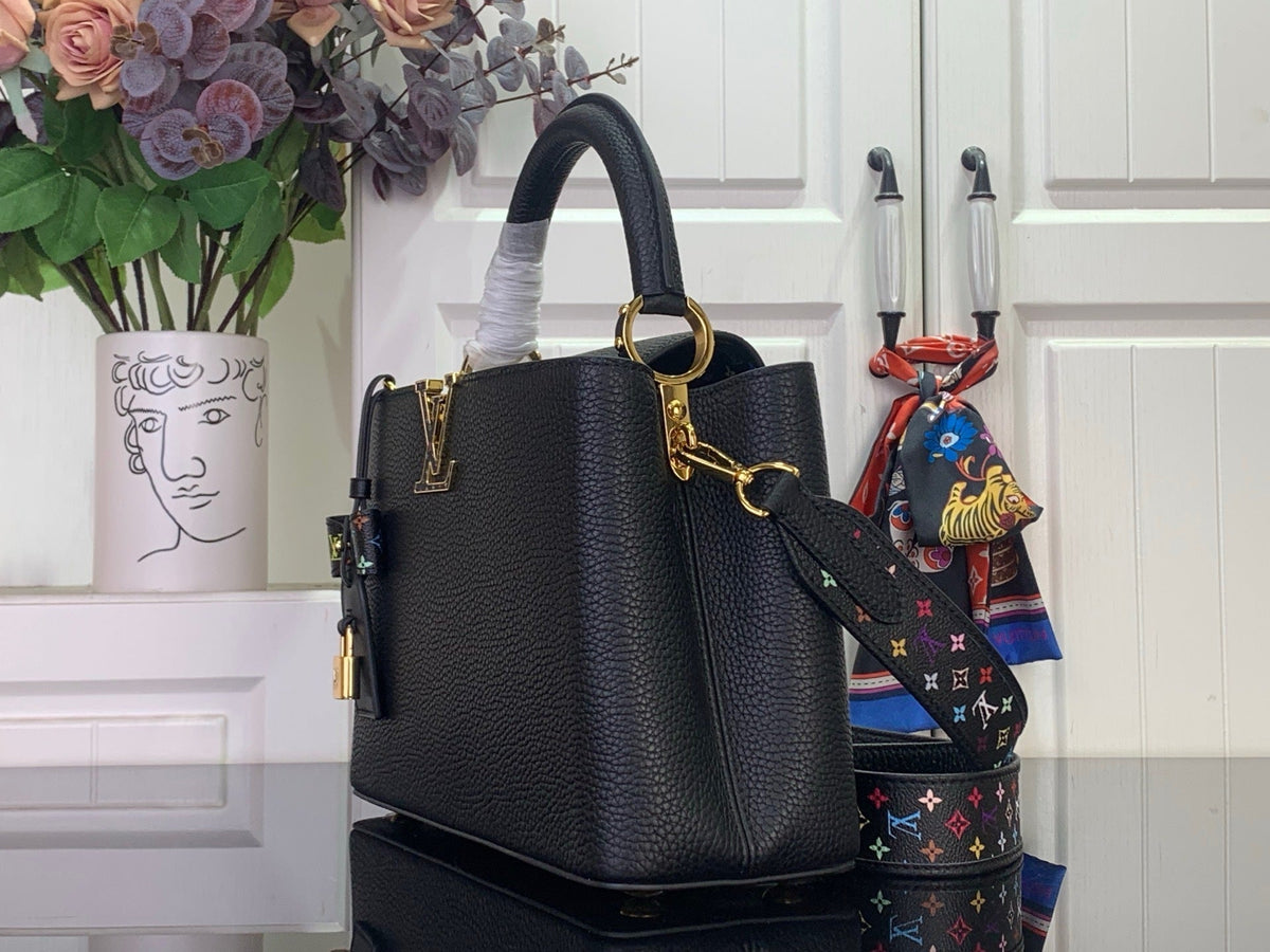 ELEGANT TOP HANDLE STATEMENT BAG
