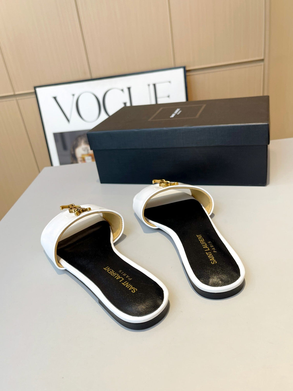 WHITE PATENT SLIDE SANDALS