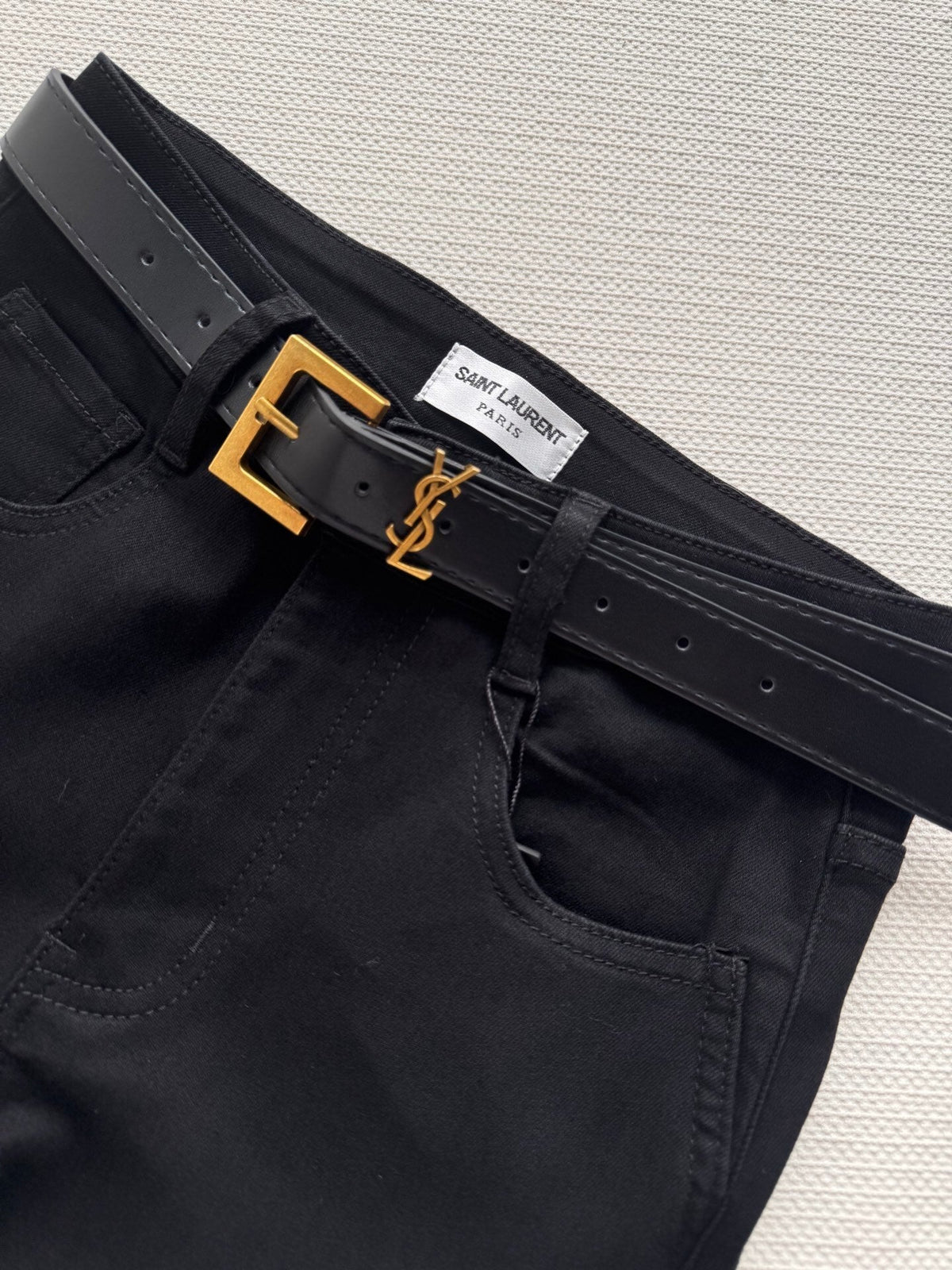HIGH-WAIST FLARE KNIT PANTS